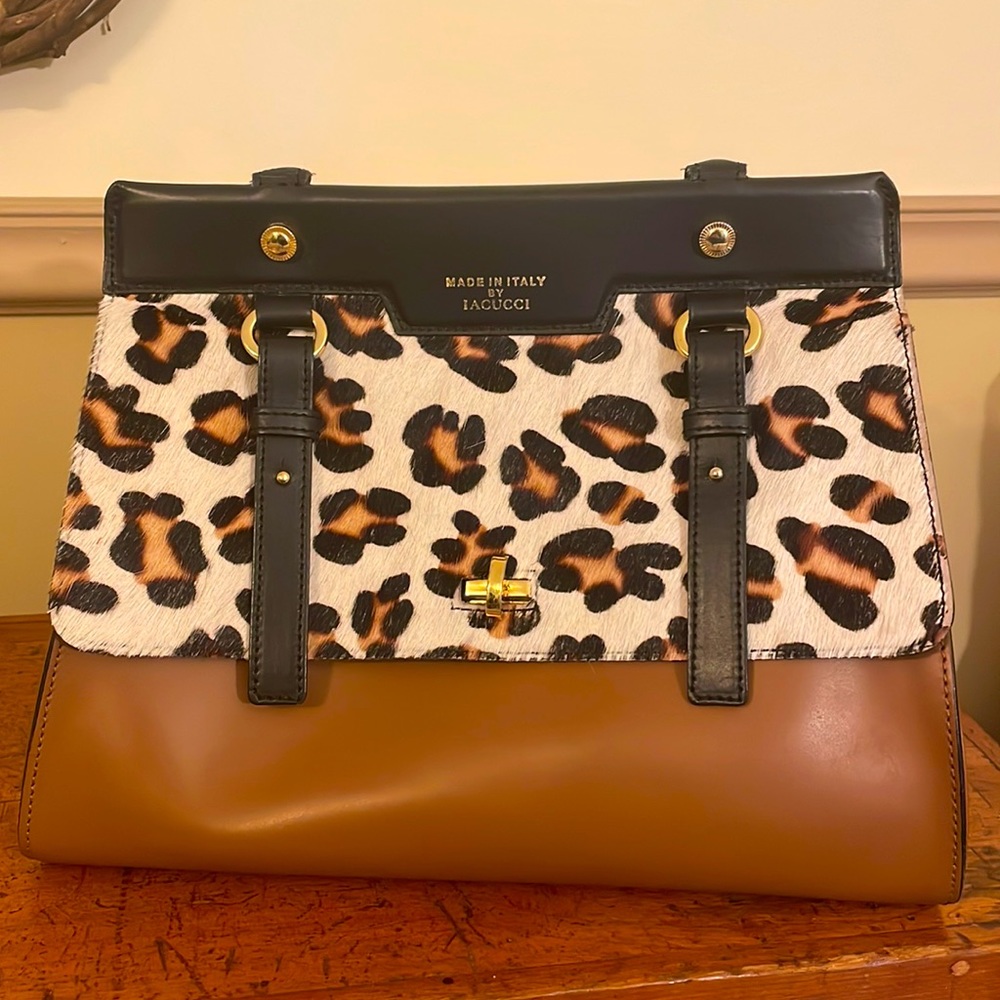 Women’s leather handbag